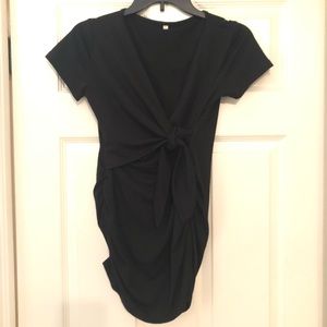 Black maternity/ nursing top